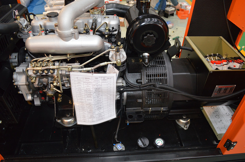 25KVA ISUZU diesel generator set Denyo type super silent generator