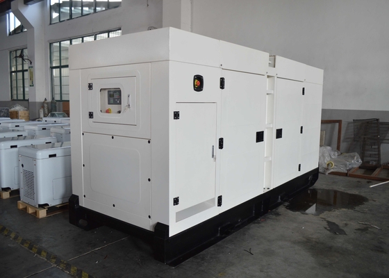 Włochy Marka FPT Mergency Equipment 30-330kw Odporny na deszcz elektryczny generator dieslowski w magazynie