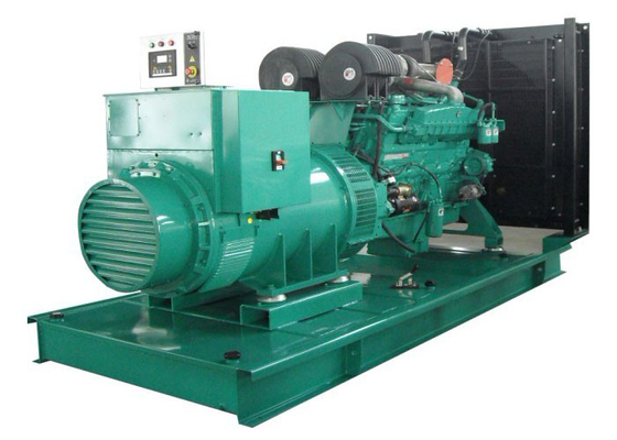 Generator dieslowski awaryjny Cummins / generatory przemysłowe 220V